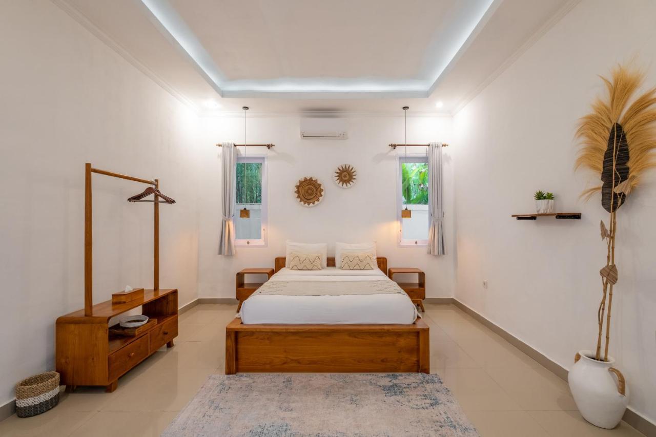 Villa Platform Luxe 3Br Villa In Canggu By Azure Near Oldmans Exterior photo