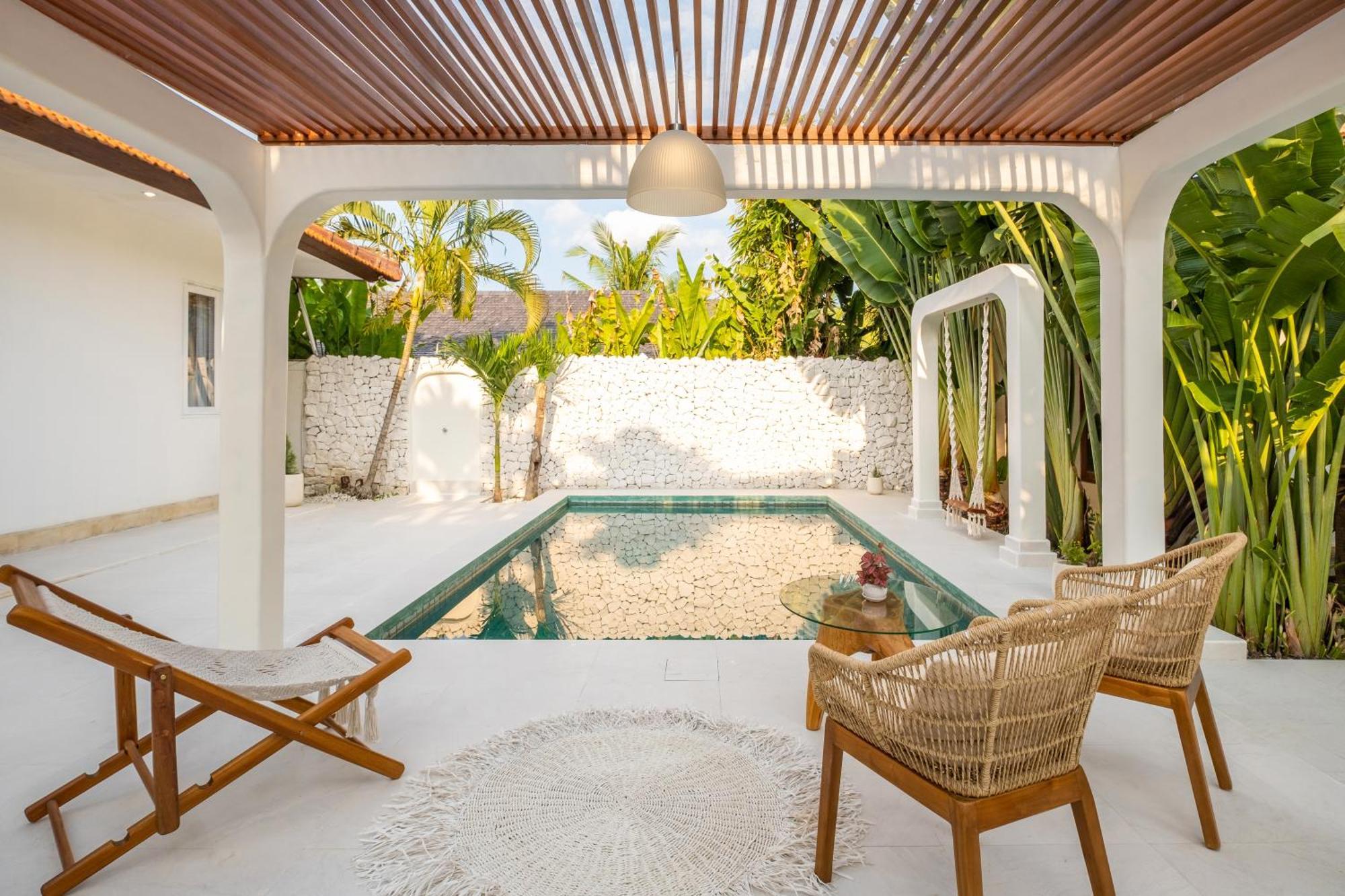 Villa Platform Luxe 3Br Villa In Canggu By Azure Near Oldmans Exterior photo