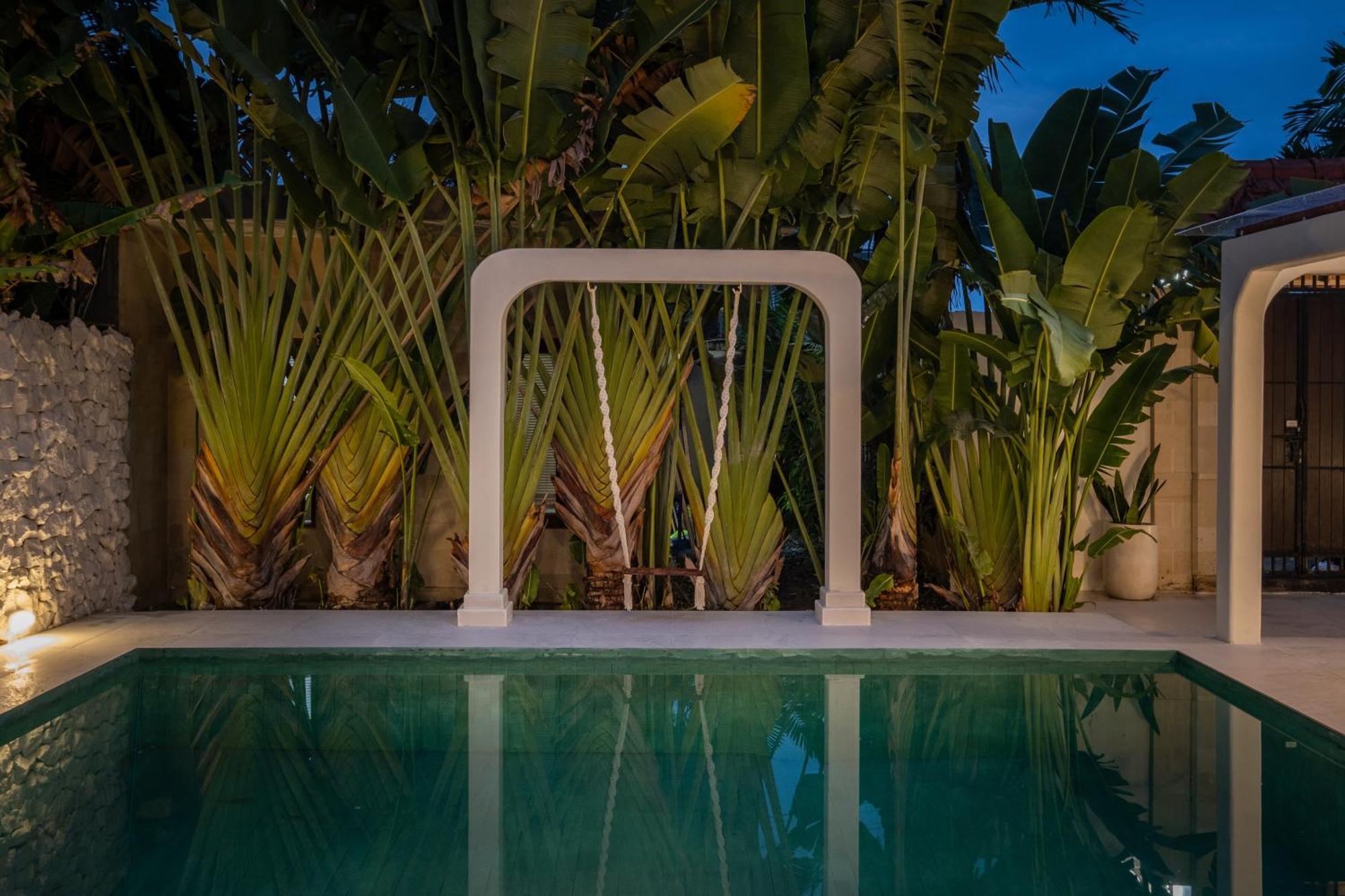 Villa Platform Luxe 3Br Villa In Canggu By Azure Near Oldmans Exterior photo